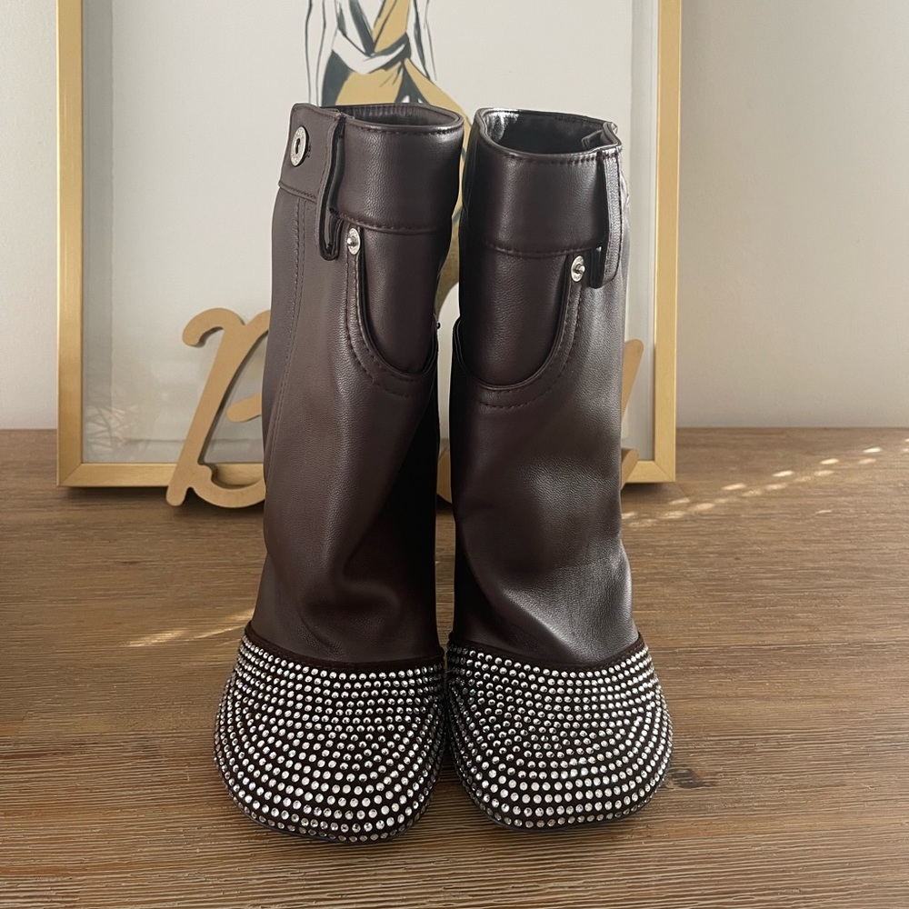 Loewe Crystal Toy Boots
